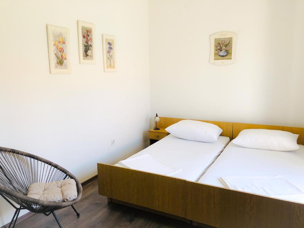 Apartmani Bepina Supetar Luaran gambar